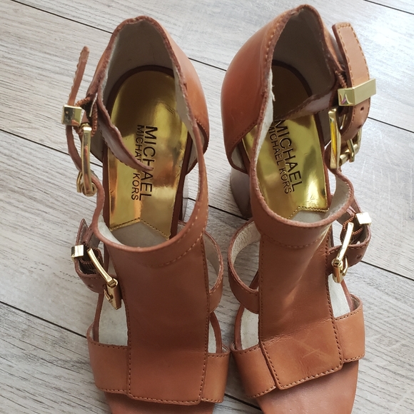 🔥Michael Kors Women Open Toe Leather Size 7.5 - Picture 5 of 7